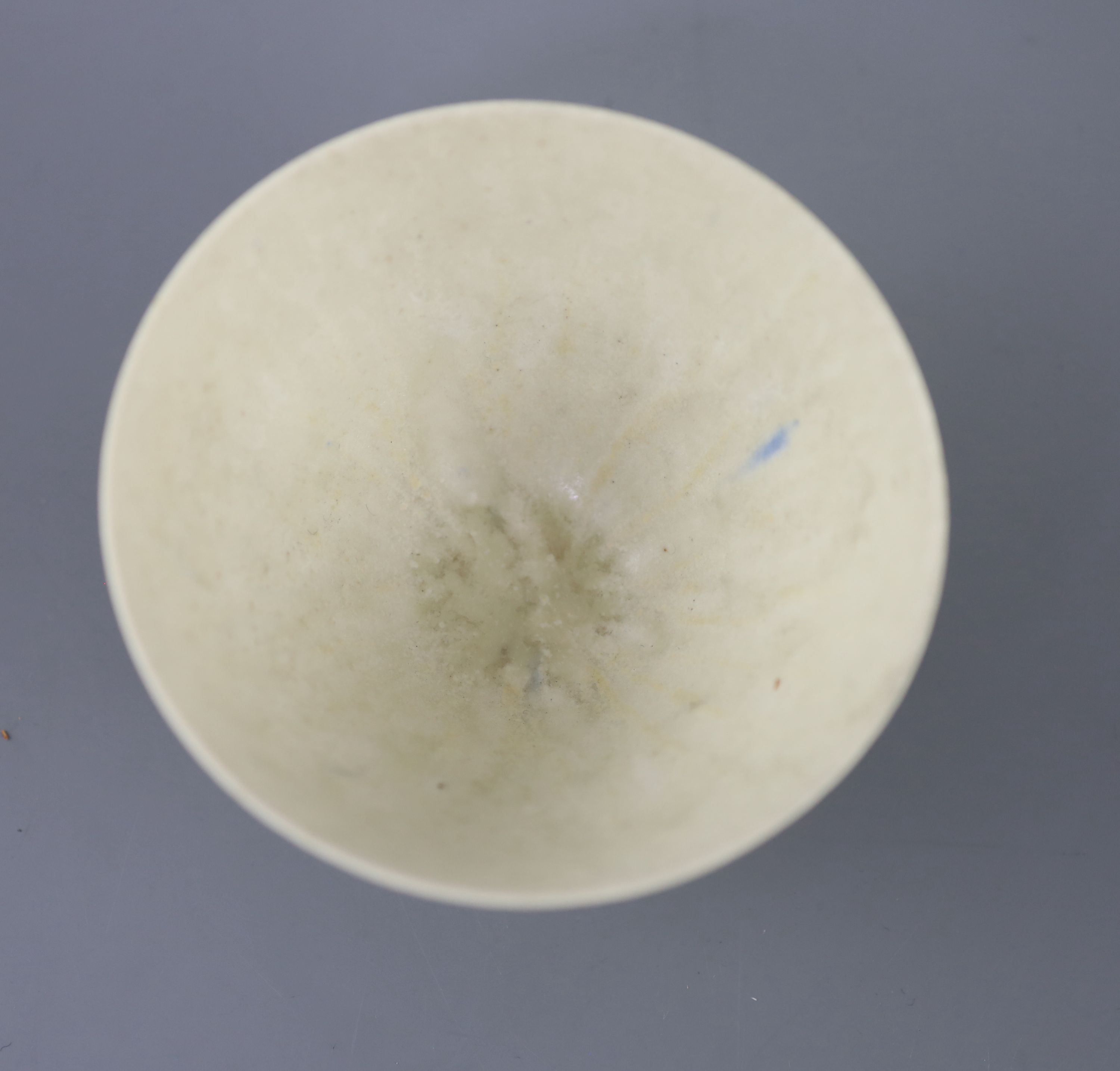 Dame Lucie Rie (1902-1995). A finely potted conical bowl, 10.7cm wide 6.5cm high